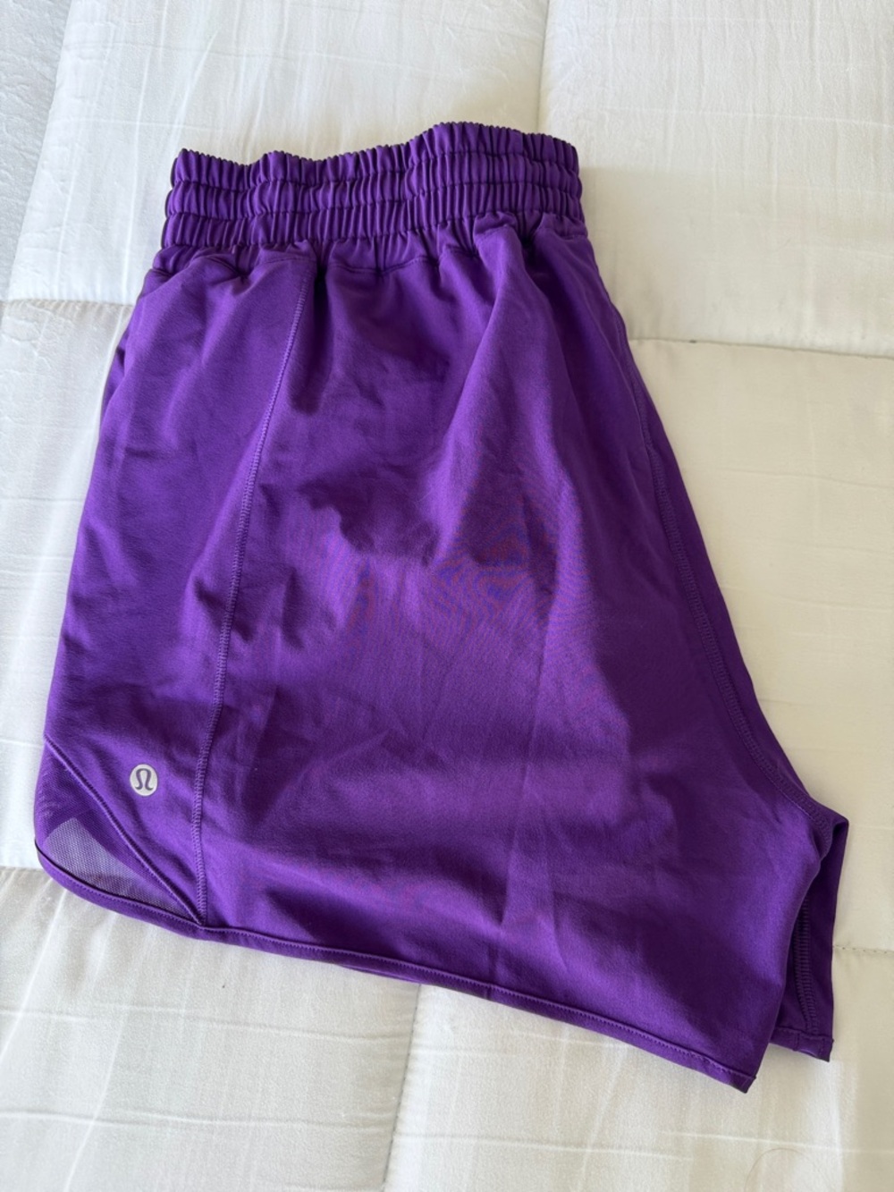Lululemon Athletic Short Hotty Hot 4” - Purple